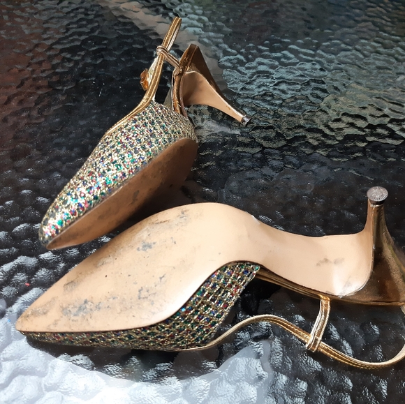 3 ร$30 Party heels - golden sparkling sandals - Picture 8 of 9